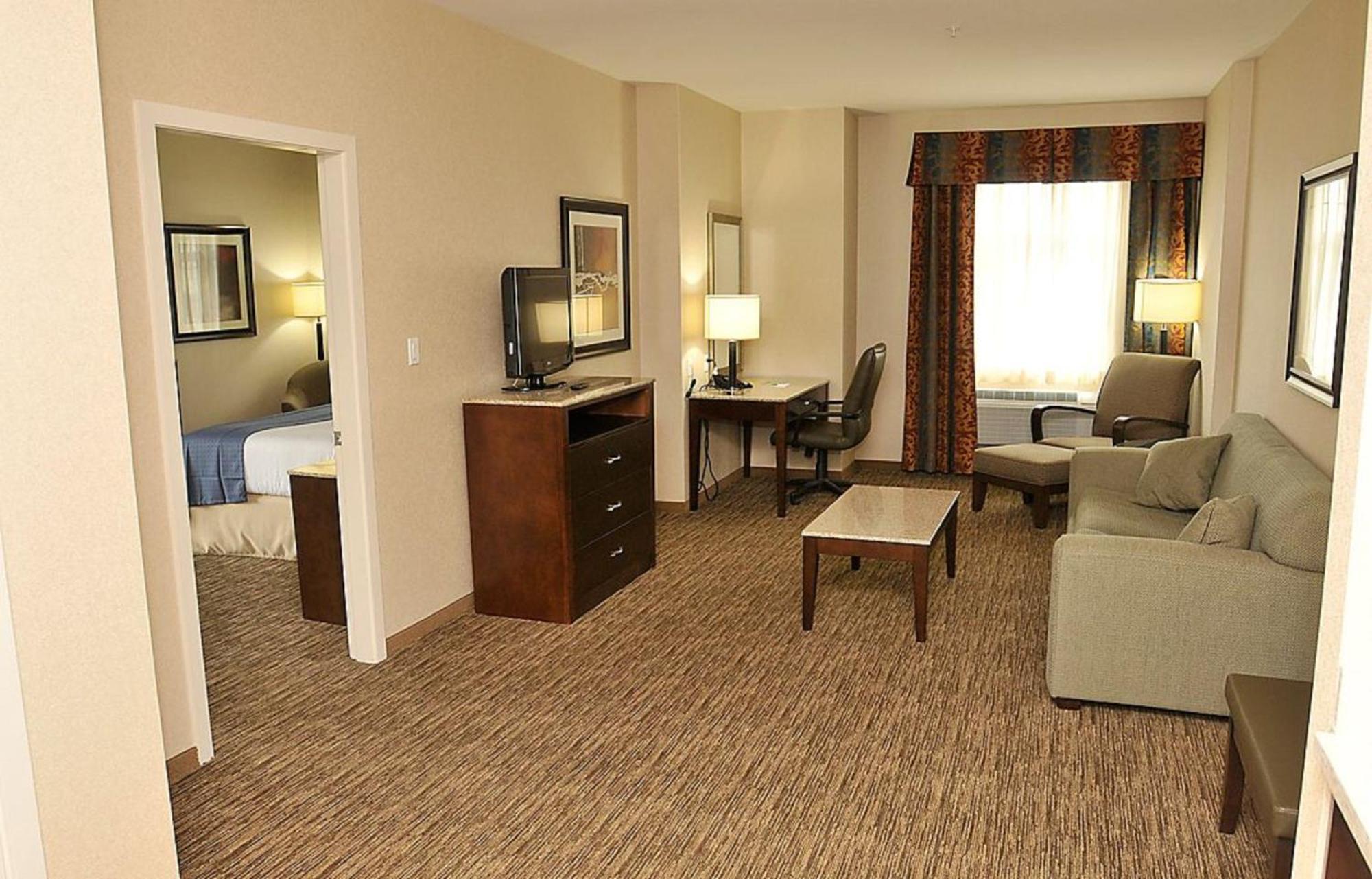 Holiday Inn Hotel & Suites Surrey East - Cloverdale By Ihg Exteriér fotografie
