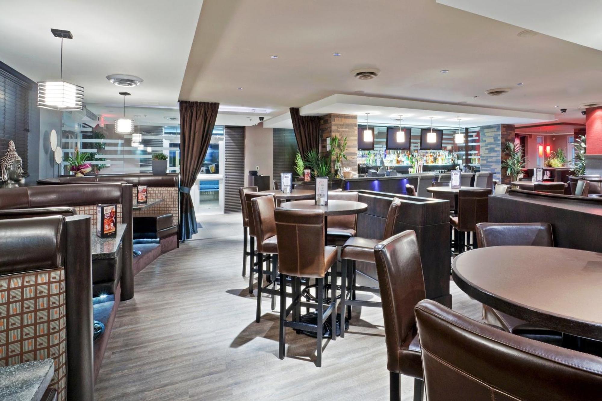 Holiday Inn Hotel & Suites Surrey East - Cloverdale By Ihg Exteriér fotografie